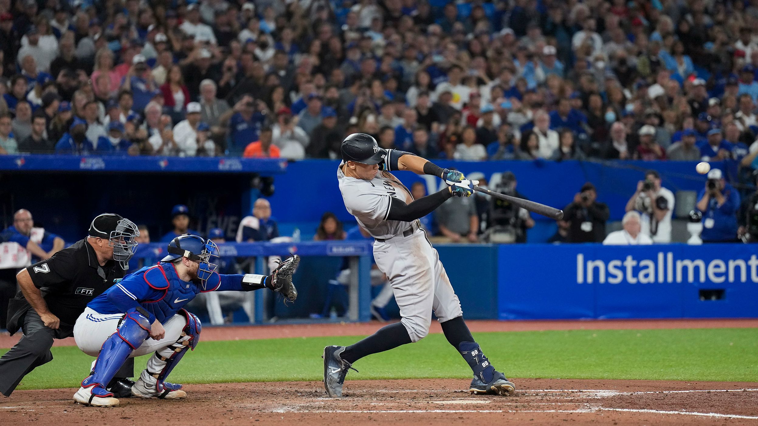 New York Yankees slugger Aaron Judge hits his 61st home run of the season, <a href="https://www.cnn.com/2022/09/28/sport/aaron-judge-home-run-record-roger-maris-spt-intl/index.html" target="_blank">tying the American League record</a> Wednesday, September 28, in Toronto. He tied Roger Maris, who set the mark in 1961 — 61 years ago.