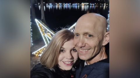Mary Fixl and Rob Cohen snapped a selfie on their first date in December 2021.