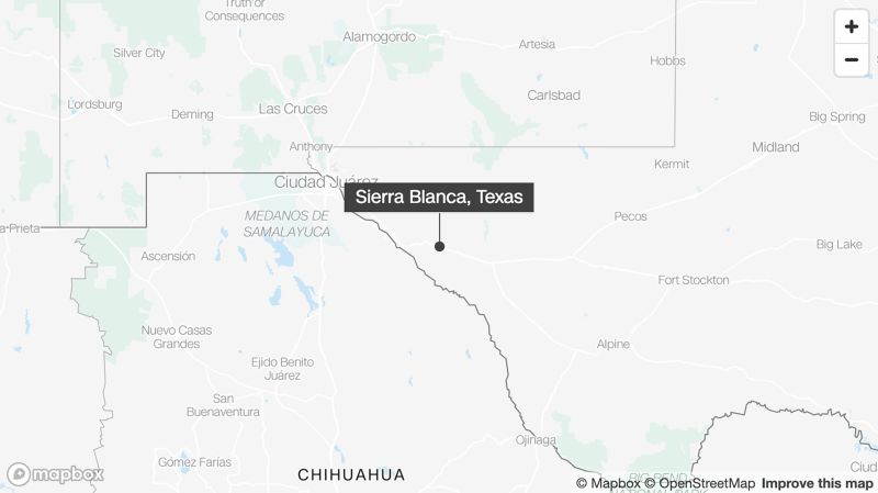2 men charged with manslaughter after allegedly shooting 2 migrants in West Texas, authorities say