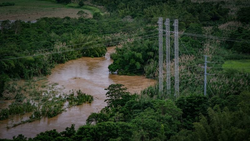 Behind the blackout triggered by Hurricane Fiona is a long-embattled history of Puerto Rico’s weak and outdated electrical grid | CNN