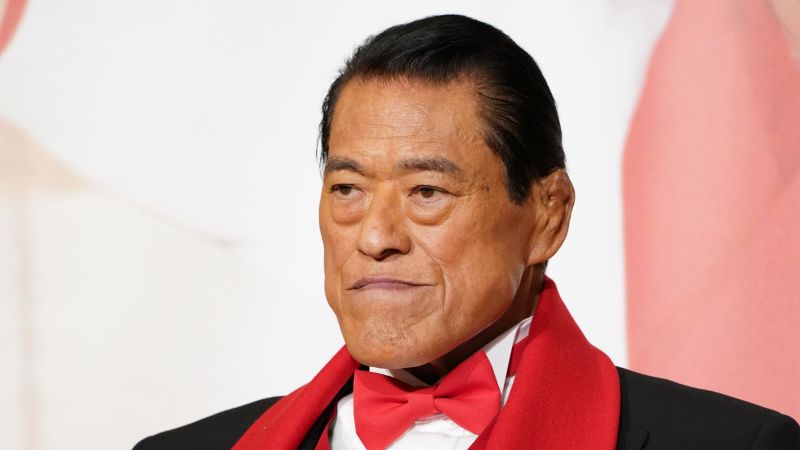 Antonio Inoki: Famed Japanese wrestler turned politician dies aged 79