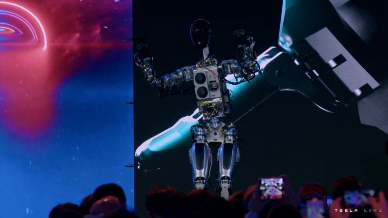 Tesla debuts the robot ‘Optimus’ that can dance
