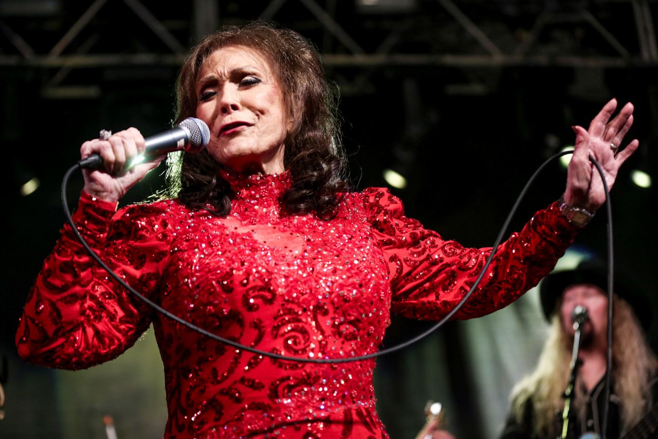 <a href="https://www.cnn.com/2022/10/04/entertainment/loretta-lynn-obit/index.html" target="_blank">Loretta Lynn,</a> the "Coal Miner's Daughter" whose gutsy lyrics and twangy, down-home vocals made her a queen of country music for seven decades, died October 4 at the age of 90.