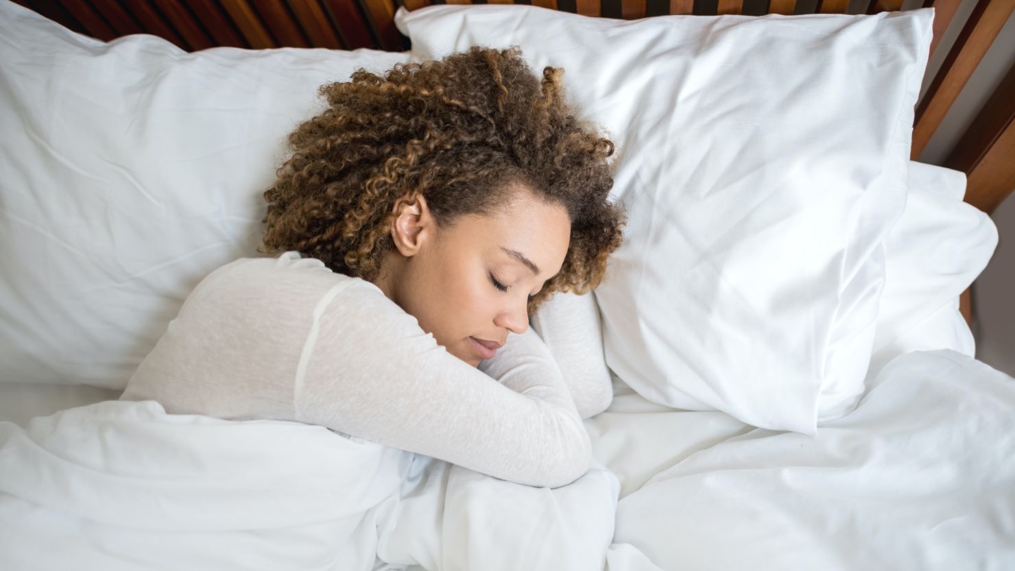9 Best Leg Pillows For Sleeping for 2023