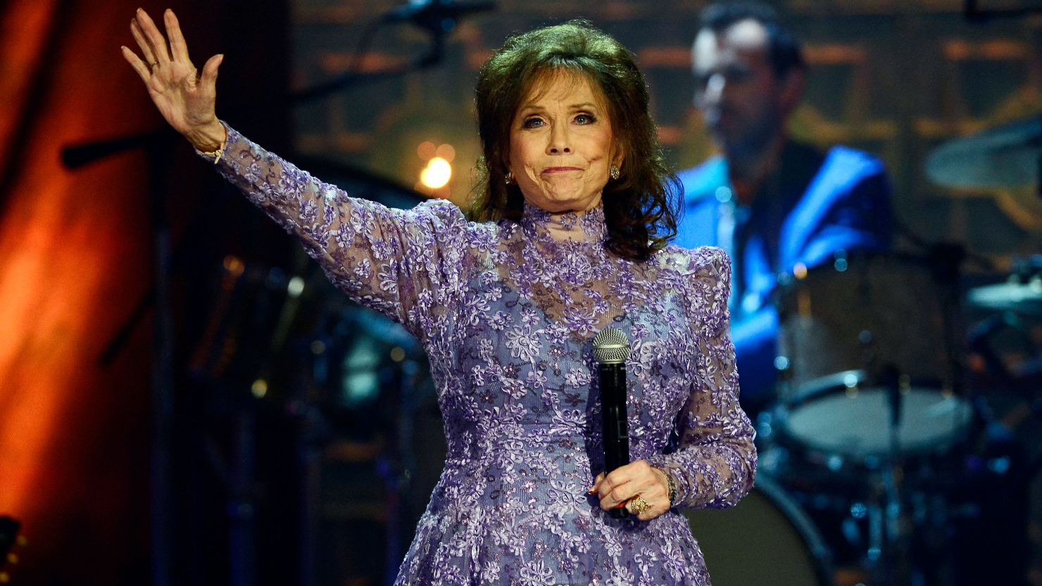 Loretta Lynn waves to the crowd after performing during the Americana Music Honors and Awards show on Wednesday, Sept. 17, 2014, in Nashville, Tennessee. Lynn died on Tuesday at the age of 90.