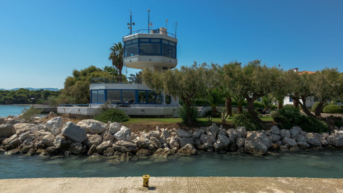 <strong>Strong operation: </strong>The control tower, which also houses the customer service department, along with the office of the navigators (or canal pilots).