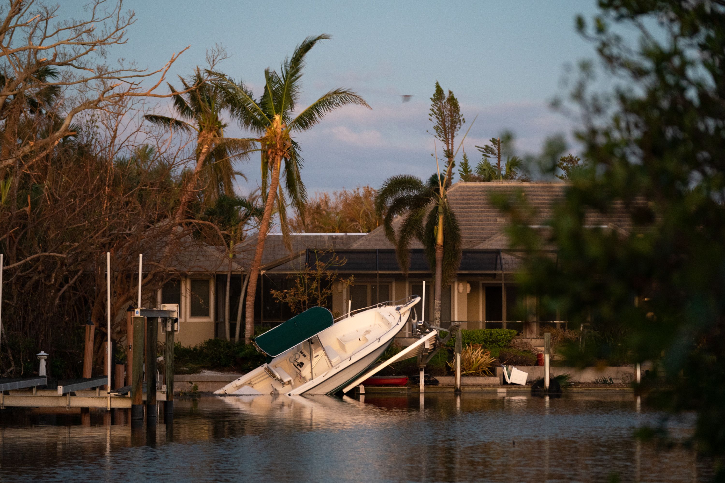 Hurricane Ian: Sanibel residents return to an unrecognizable island a week  after Hurricane Ian's devastation | CNN