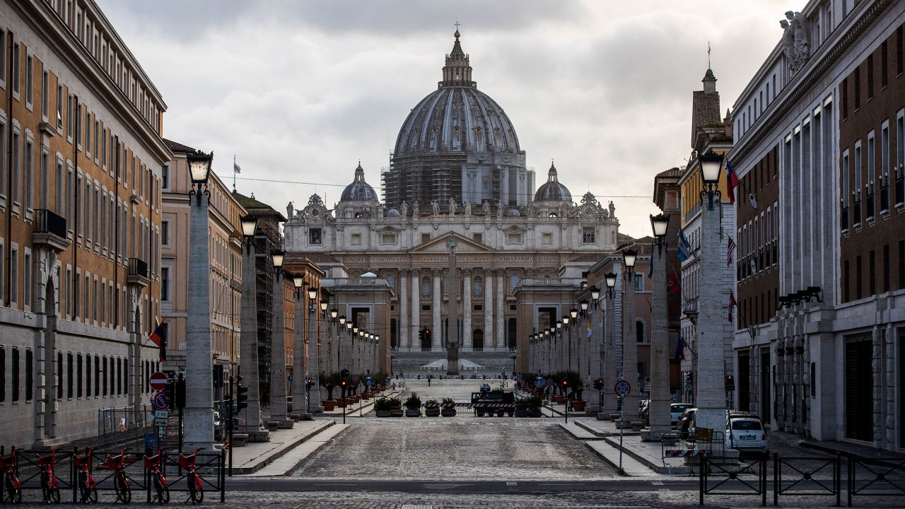 The American tourist smashed two statues in the Vatican Museums.