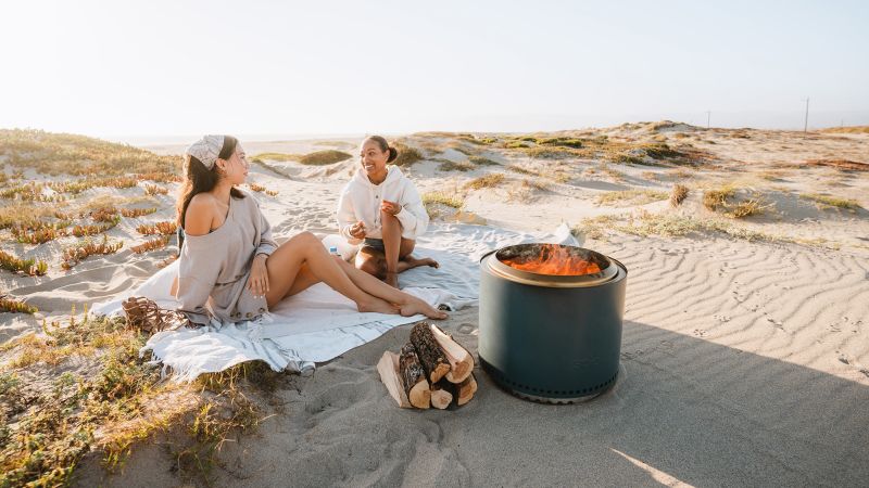 Solo Stoves come in colors now — and they’re 40% off | CNN Underscored