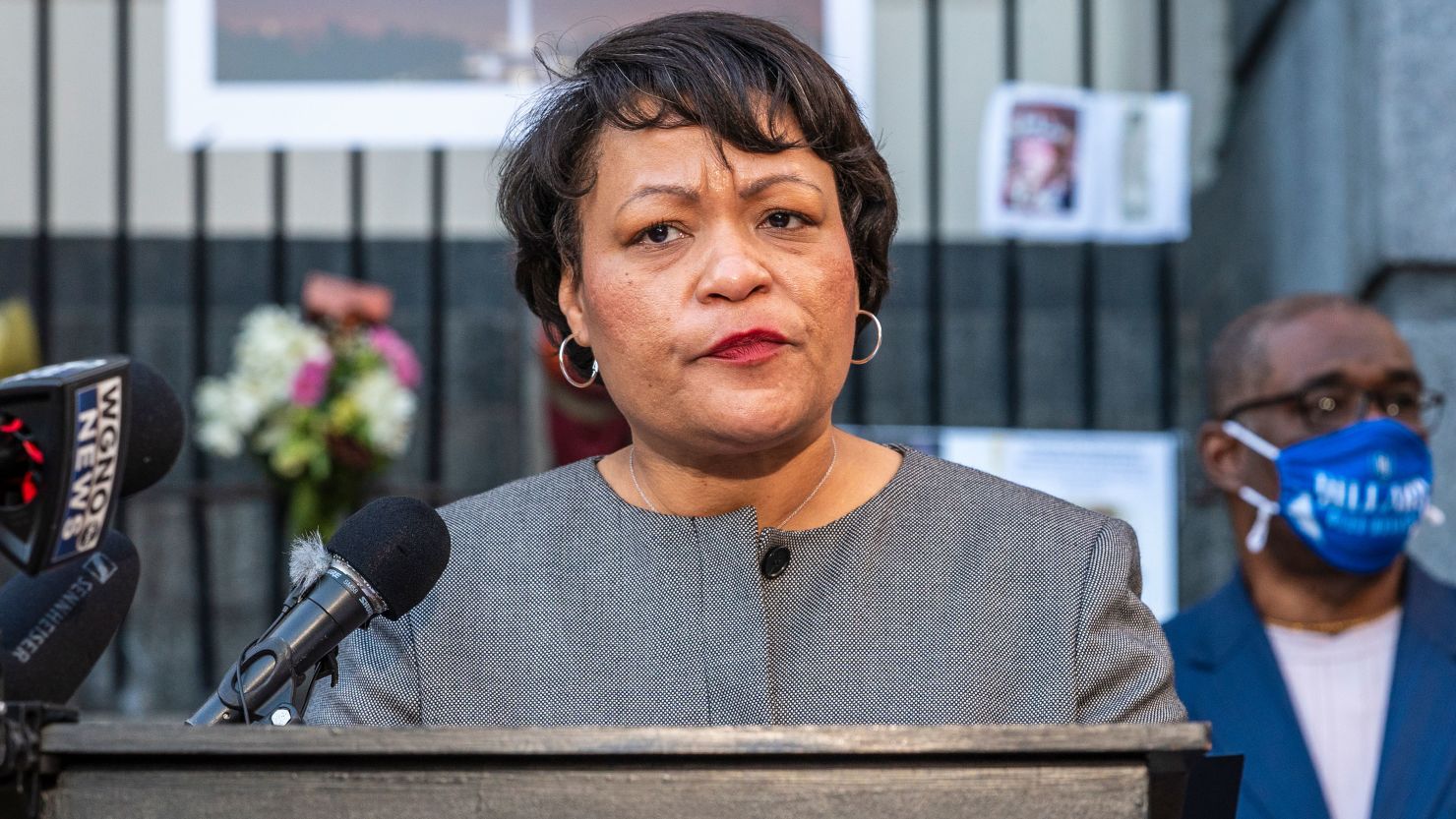 New Orleans mayor reverses course, will repay $30,000 in excess travel