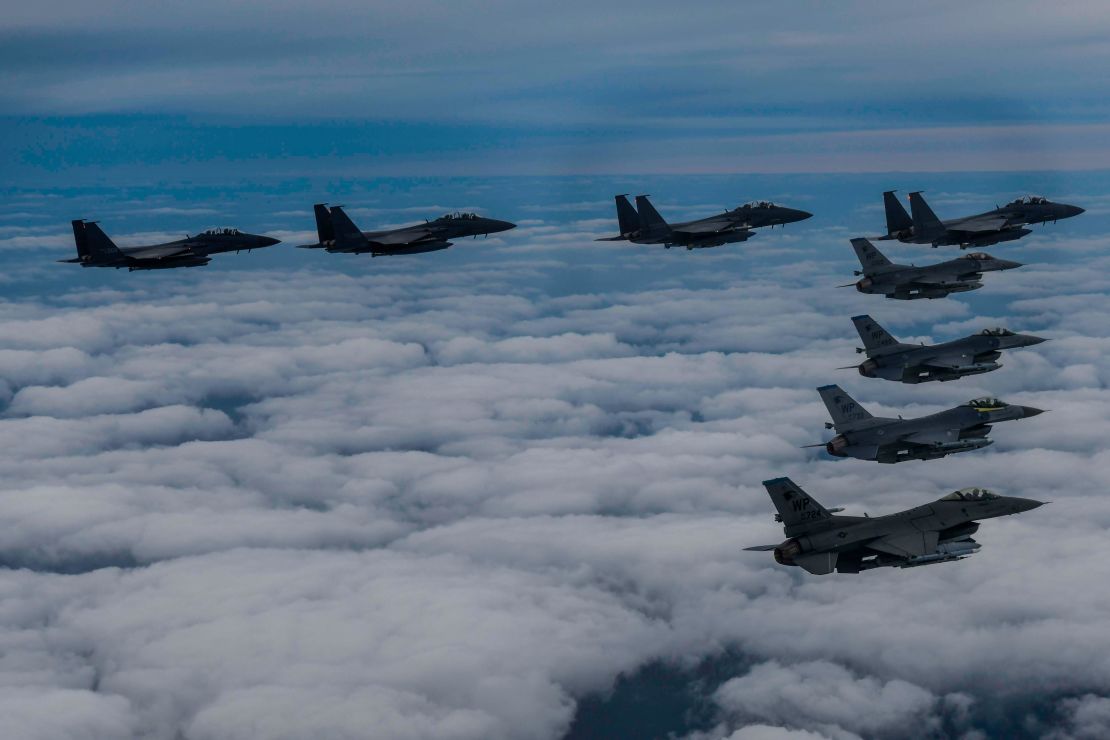South Korean and US fighter jets fly over the Korean Peninsula in response to North Korea's missile launch on October 4 at an undisclosed location. , 2022 at an undisclosed location.
