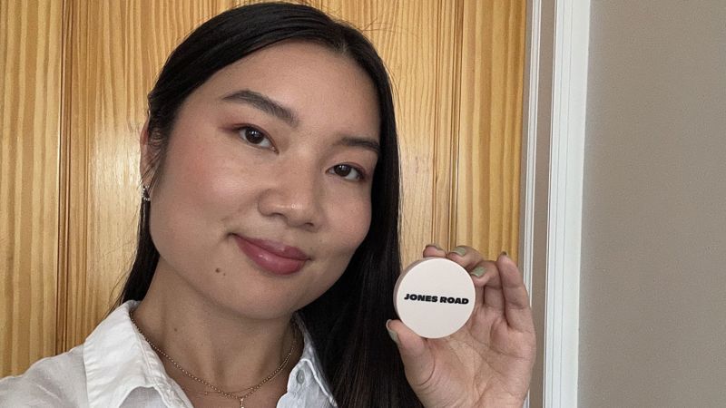 Jones Road makeup review: Clean beauty products by Bobbi Brown
