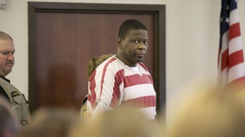 Rodney Reed walks into the courtroom for a hearing at the Bastrop County Criminal Justice Center in Bastrop on Tuesday November 25, 2014. 