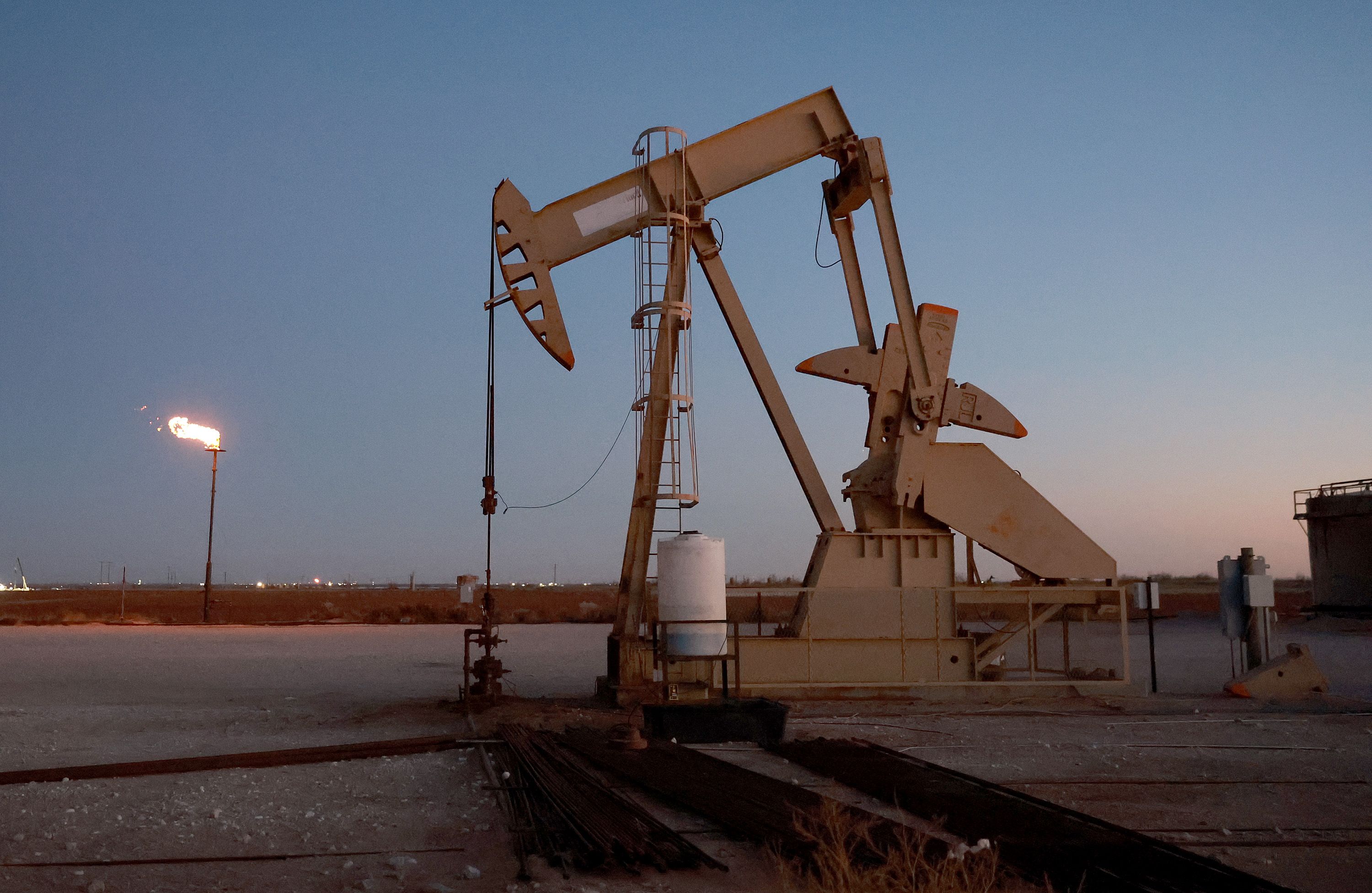 digging for oil with machine