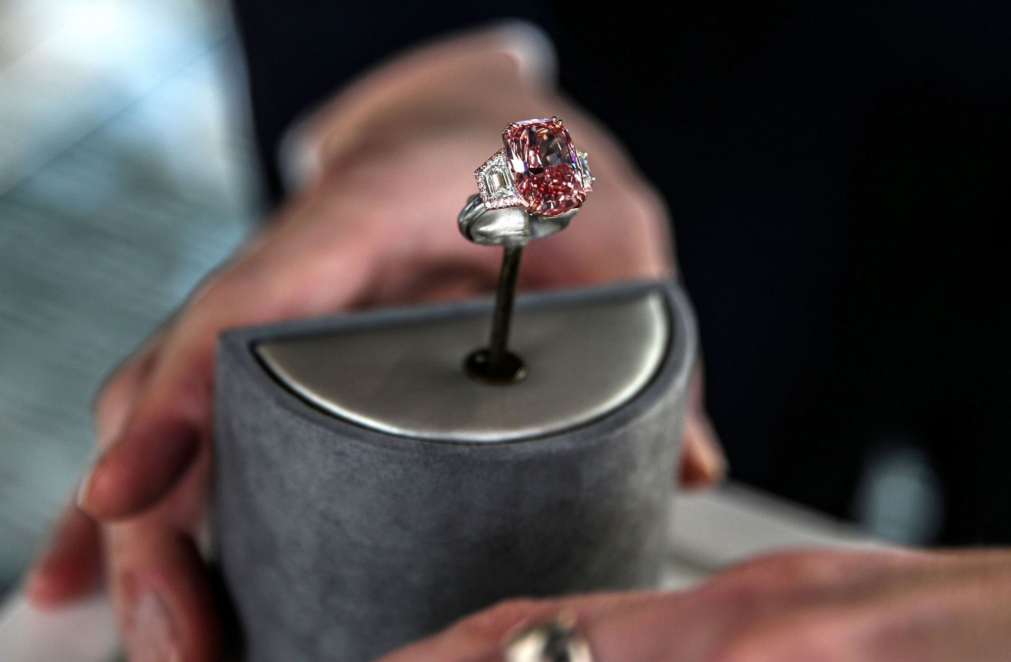 01 pink diamond ring auction sothebys