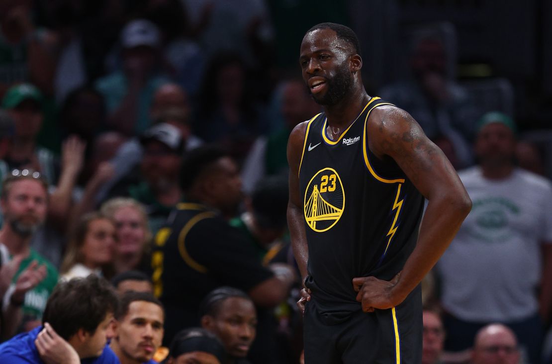 Draymond Green has apologized for punching teammate Jordan Poole in a practice.