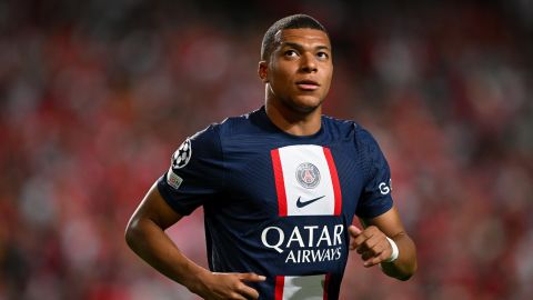 PSG sporting director Luis Campos: "I am with Kylian Mbappe every day. He has never talked about leaving in January. "