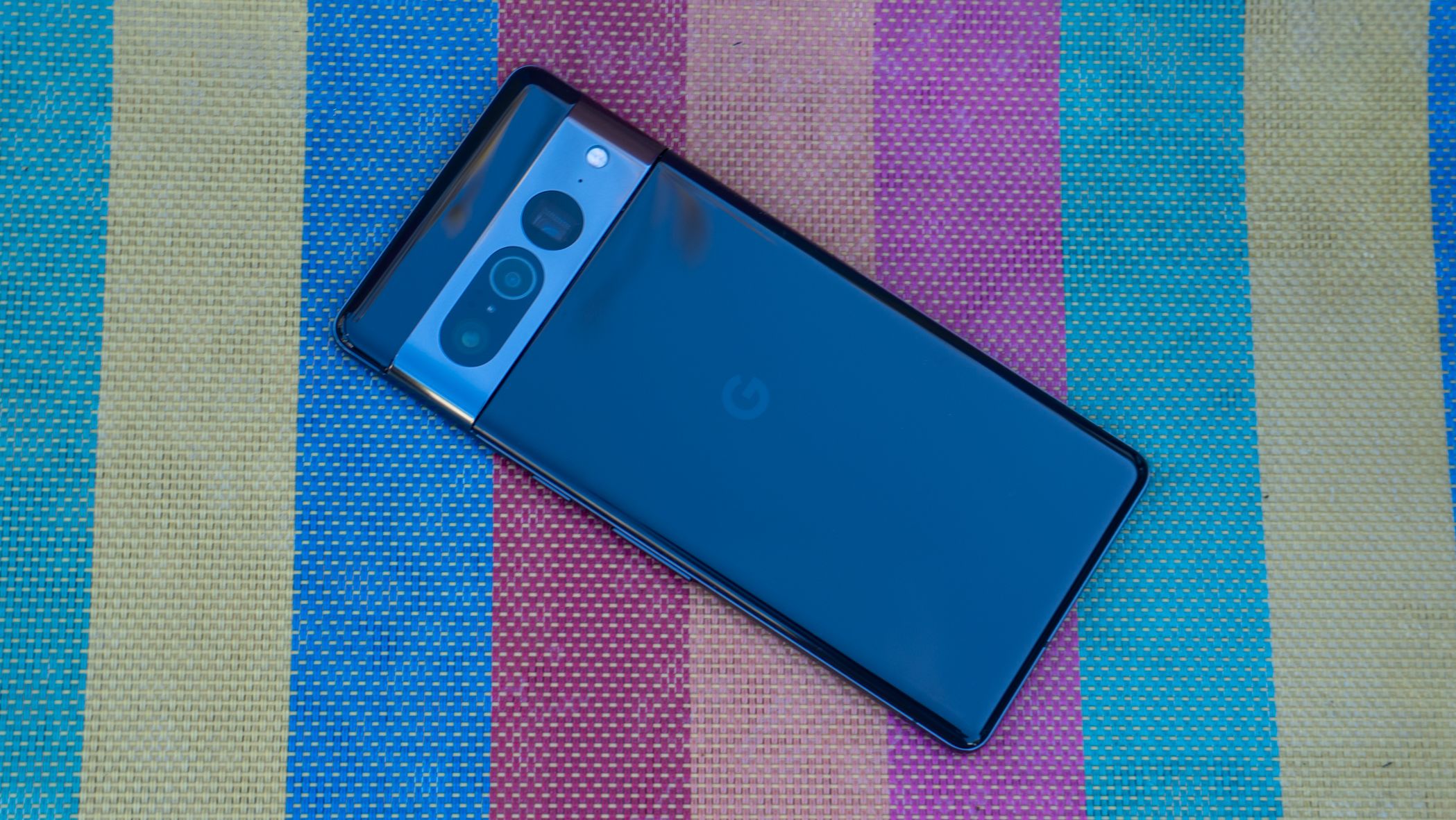 I have to stop using the Pixel 7a — but I don't want to