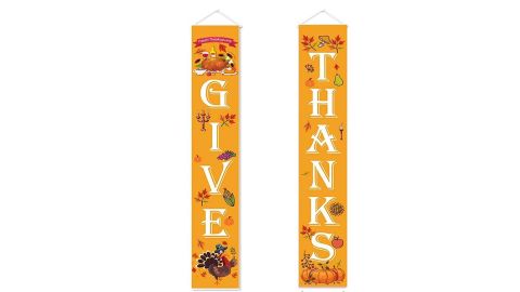 Give Thanks Hanging Banner CNNU