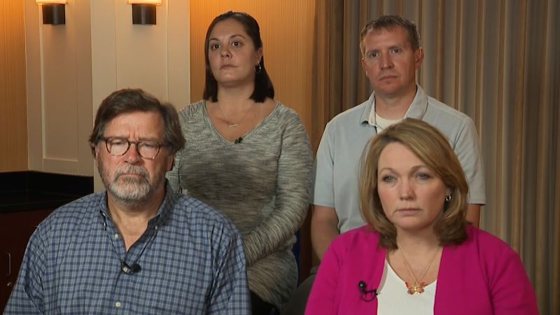 Video: Families of Sandy Hook victims react to B Alex Jones verdict | CNN Business