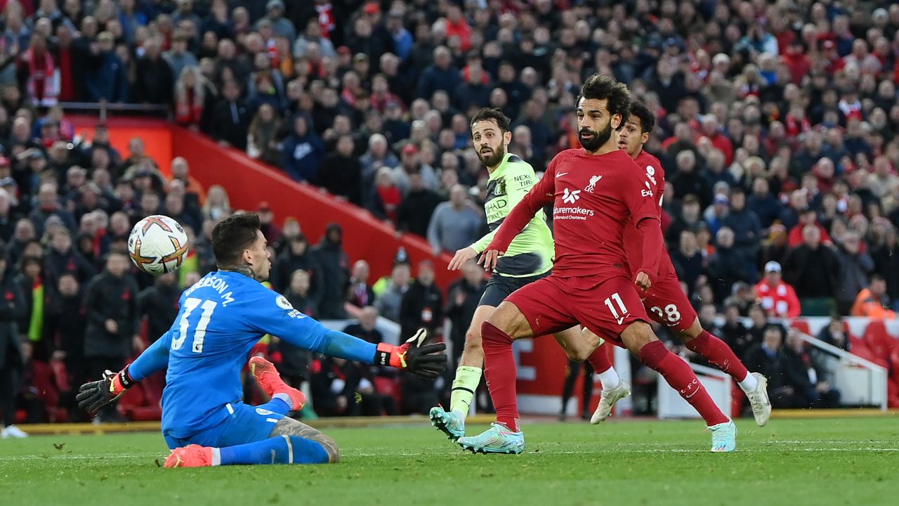 Det er det heldige øjenbryn Specificitet Liverpool 1-0 Manchester City: Liverpool condemns 'vile' chants and  graffiti in away section at Anfield | CNN