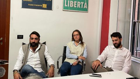 Francesco Todde, Elisa Segnini Bocchia y Simone D'Alpa son miembros del movimiento juvenil Hermanos de Italia.