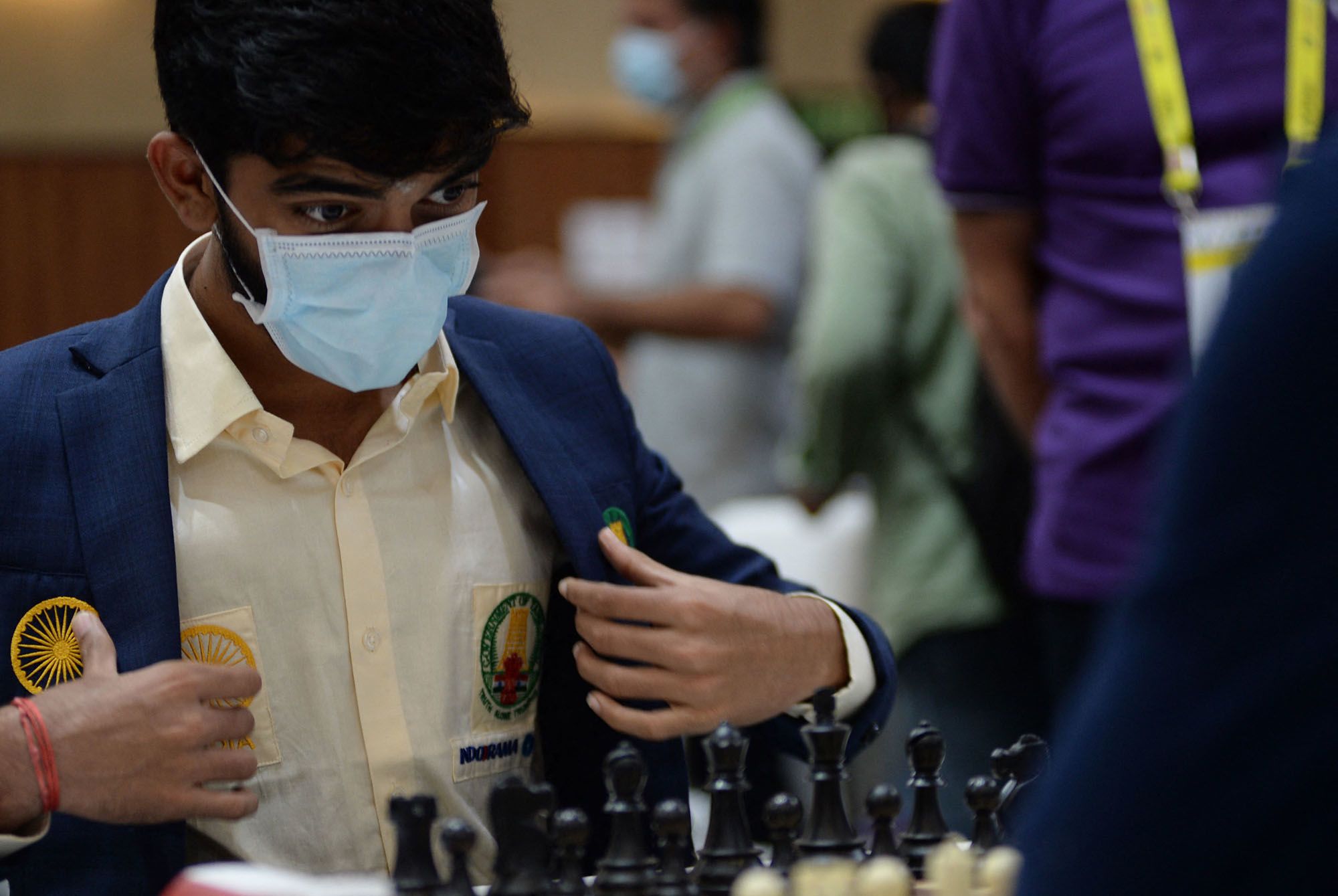 Indian teen Donnarumma Gukesh stuns Magnus Carlsen in Aimchess Rapid online  tournament – ThePrint – ANIFeed