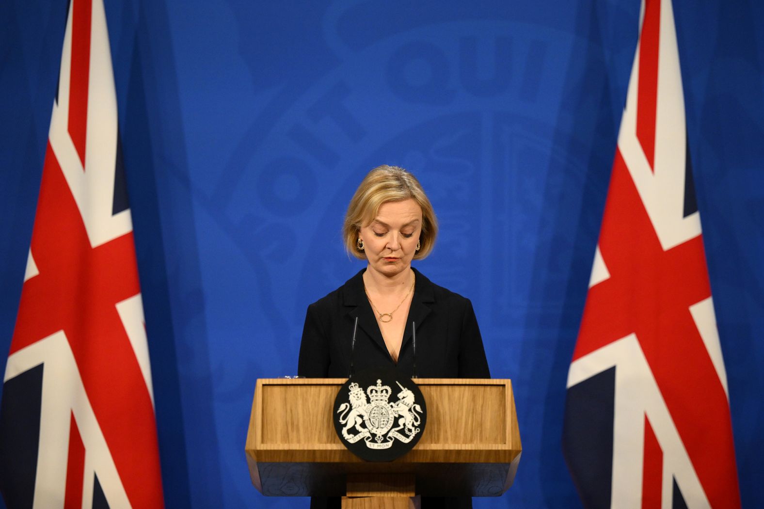 Truss holds a news conference in October 2022 after <a href="index.php?page=&url=https%3A%2F%2Fwww.cnn.com%2F2022%2F10%2F14%2Fuk%2Fliz-truss-tax-u-turn-trouble-analysis-intl-gbr%2Findex.html" target="_blank">sacking Kwarteng.</a> Asked whether she would say sorry to her party's lawmakers, some of whom were publicly trashing her economic agenda, she replied: "I am determined to deliver on what I set out when I campaigned to be party leader. We need to have a high-growth economy but we have to recognize that we are facing very difficult issues as a country."