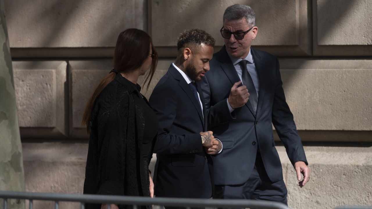 Neymar Jr, alongside his parents, former Barcelona presidents Josep Maria Bartomeu and Sandro Rosell, representatives of both clubs and Odilio Rodrigues, Santos president are facing fraud and corruption charges over the transfer to Barcelona.