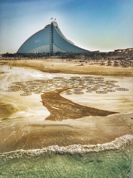 Alapide first began working with sand when he carved a giant tree as a tribute to his late grandmother on Umm Suqeim Beach, home to the wave-shaped structure of the Jumeirah Beach Hotel.