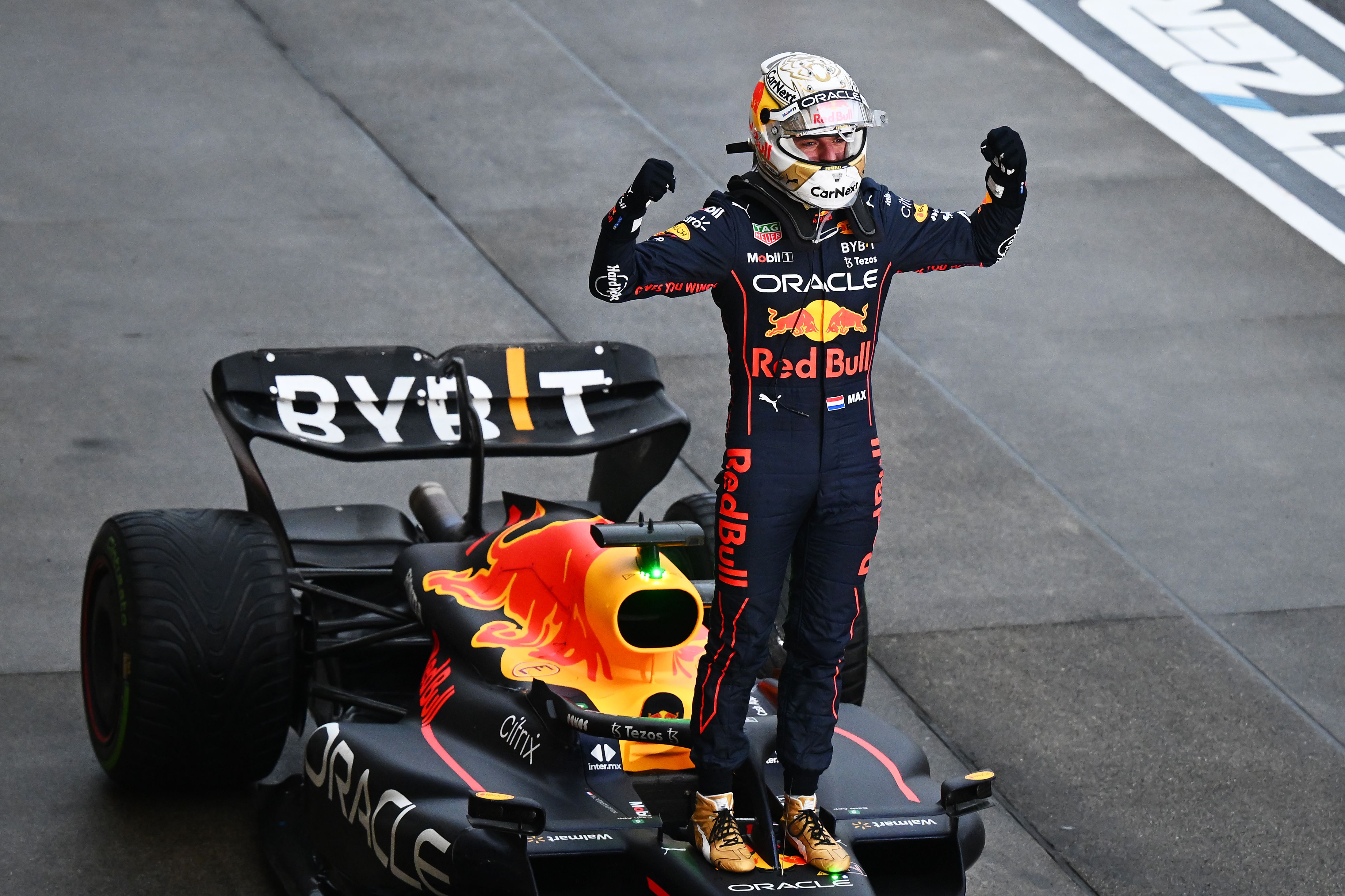 F1: Max Verstappen wins 2022 world championship after dramatic finish to  rain-hit Japanese Grand Prix