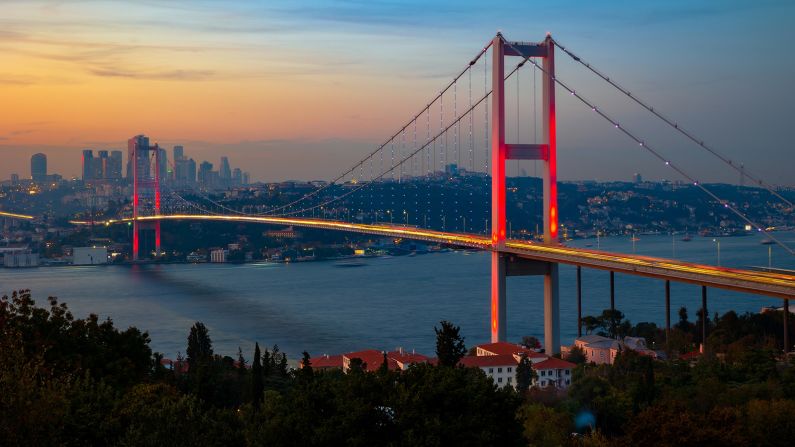 <strong>15 July Martyrs Bridge: </strong>Known to locals as the Boğaziçi Köprüsü, or the First Bridge, this was the first modern structure to cross the Straits between Asia and Europe when it opened in 1973. 