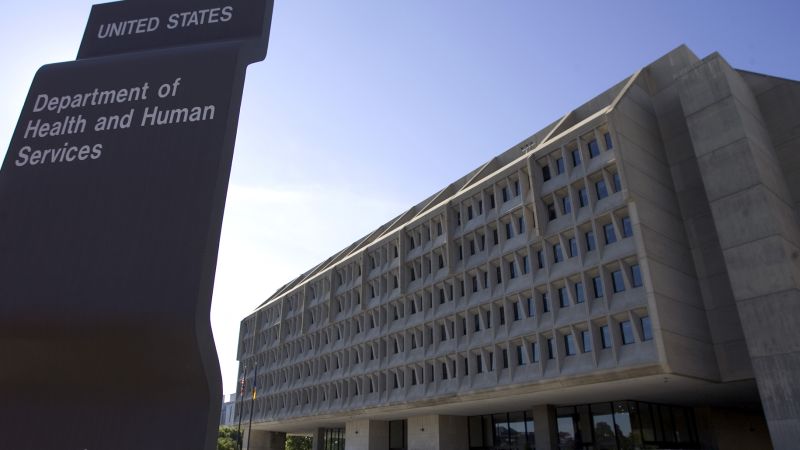 US officials made lucrative stock trades while preparing for Covid-19, WSJ reports US officials made lucrative stock trades while preparing for Covid-19, WSJ reports
