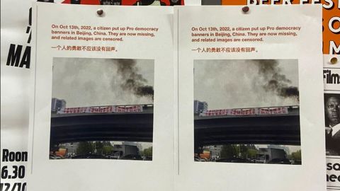 A poster at Goldsmiths, the University of London, reads in Chinese: