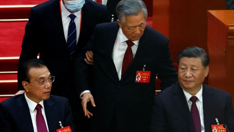Former Chinese leader Hu Jintao unexpectedly led out of room as Communist Party Congress comes to a close | CNN