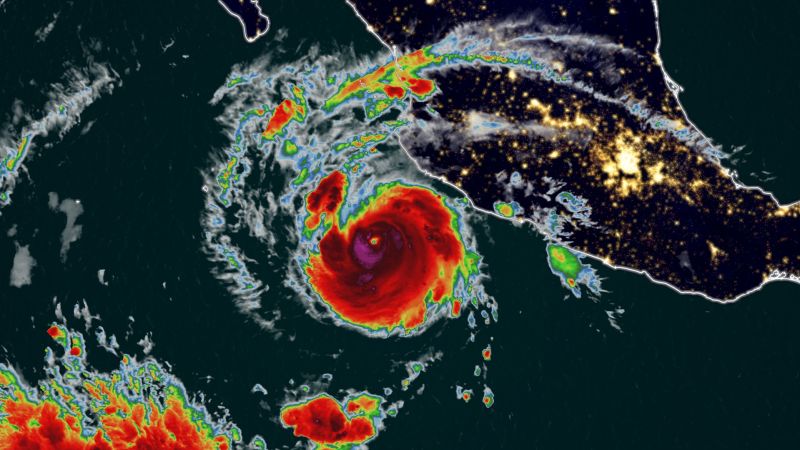 Hurricane Roslyn rapidly intensifies into a Category 3 storm, forecast to hit western Mexico this weekend