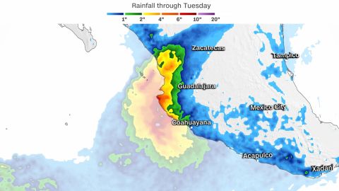 El huracán Roslyn está trayendo lluvia a México