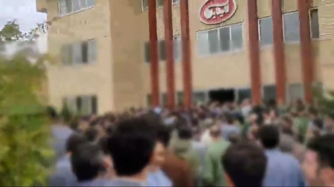 Workers at Aidin Chocolate Factory in Tabriz have started a strike in solidarity with nationwide protests. (IranWire)   