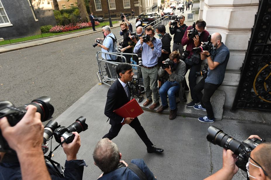 Sunak is seen on Downing Street ahead of a Cabinet meeting in September 2020.