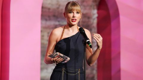 Taylor Swift attends Billboard Magazine: Women in Music 2019
Billboard Women in Music.