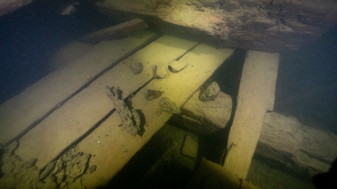 The oak used for Äpplet's timber was felled in the same place as the wood for Vasa, further pointing to the wreck's identity.