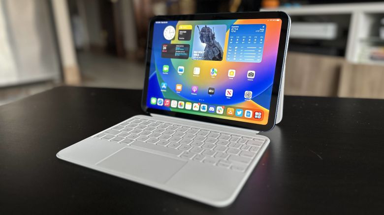 iPad 10th gen review cnnu 1