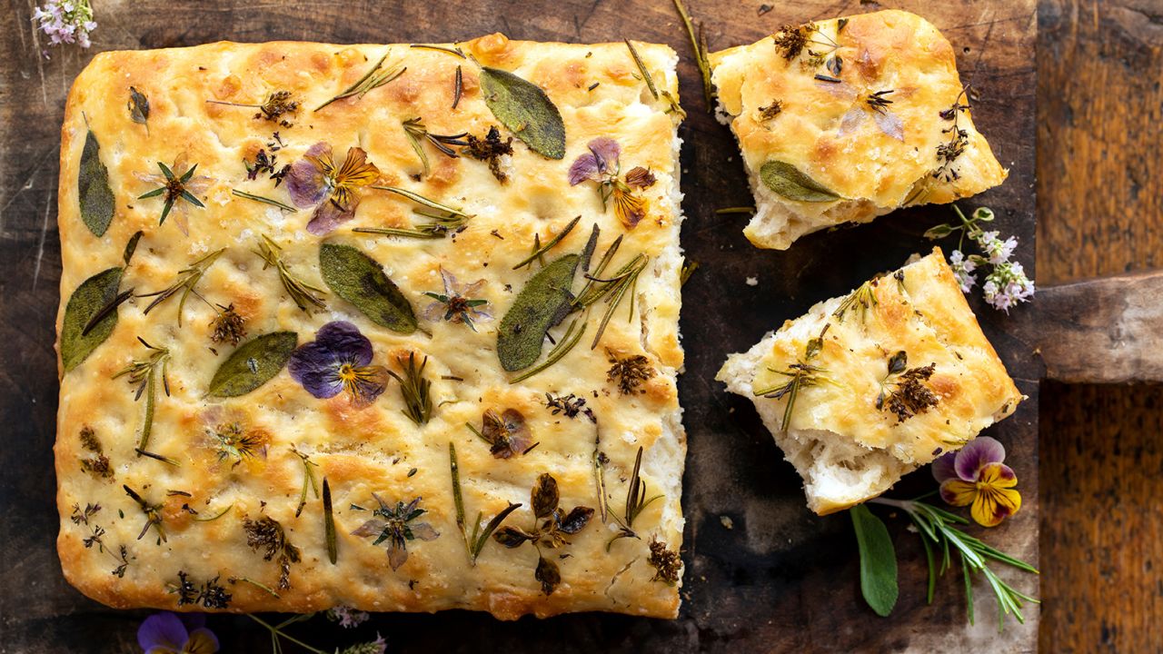 Typical foods like focaccia were introduced before tomatoes arrived in Italy.