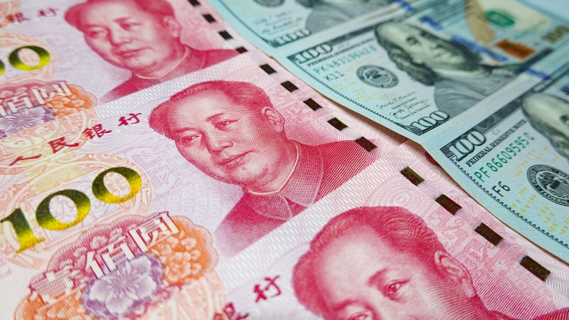 China’s yuan tumbles amid fears about Xi’s third term | CNN Business