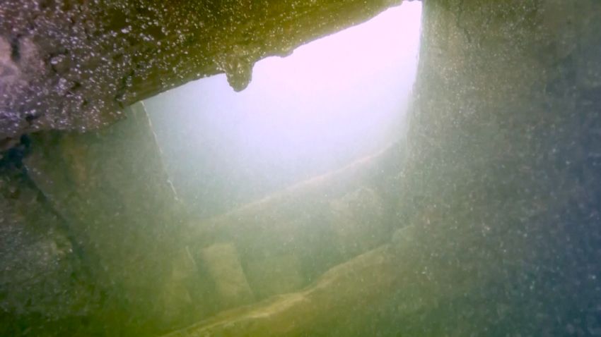 02 Applet Shipwreck