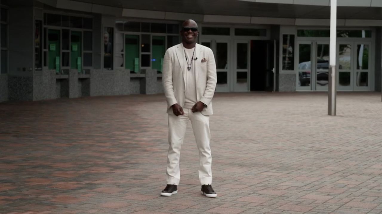 Nigerian entertainment entrepreneur Ayo Animashaun founded The Headies in 2006 to celebrate the best of Afrobeats music and Africa's music industry at large. On September 4, 2022, the show was held outside of Nigeria for the first time.