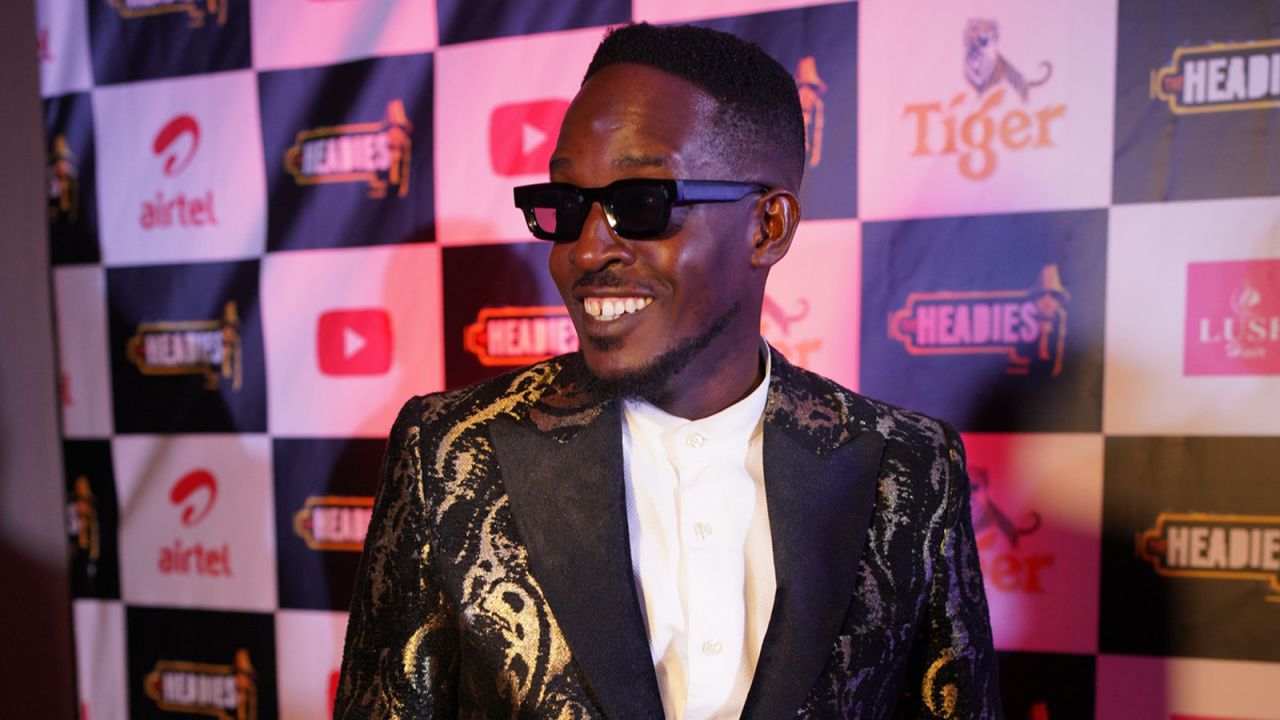 Nigerian rapper M.I Abaga described the evening as "truly historic." He said The Headies was the first award show that "gave validation" to African artists. "It's been the best show on Earth to watch the rise of African culture."