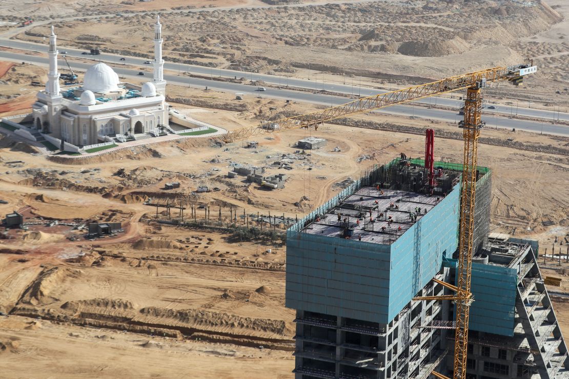 Egypt's brand new city is being built from scratch in the middle of the desert. 