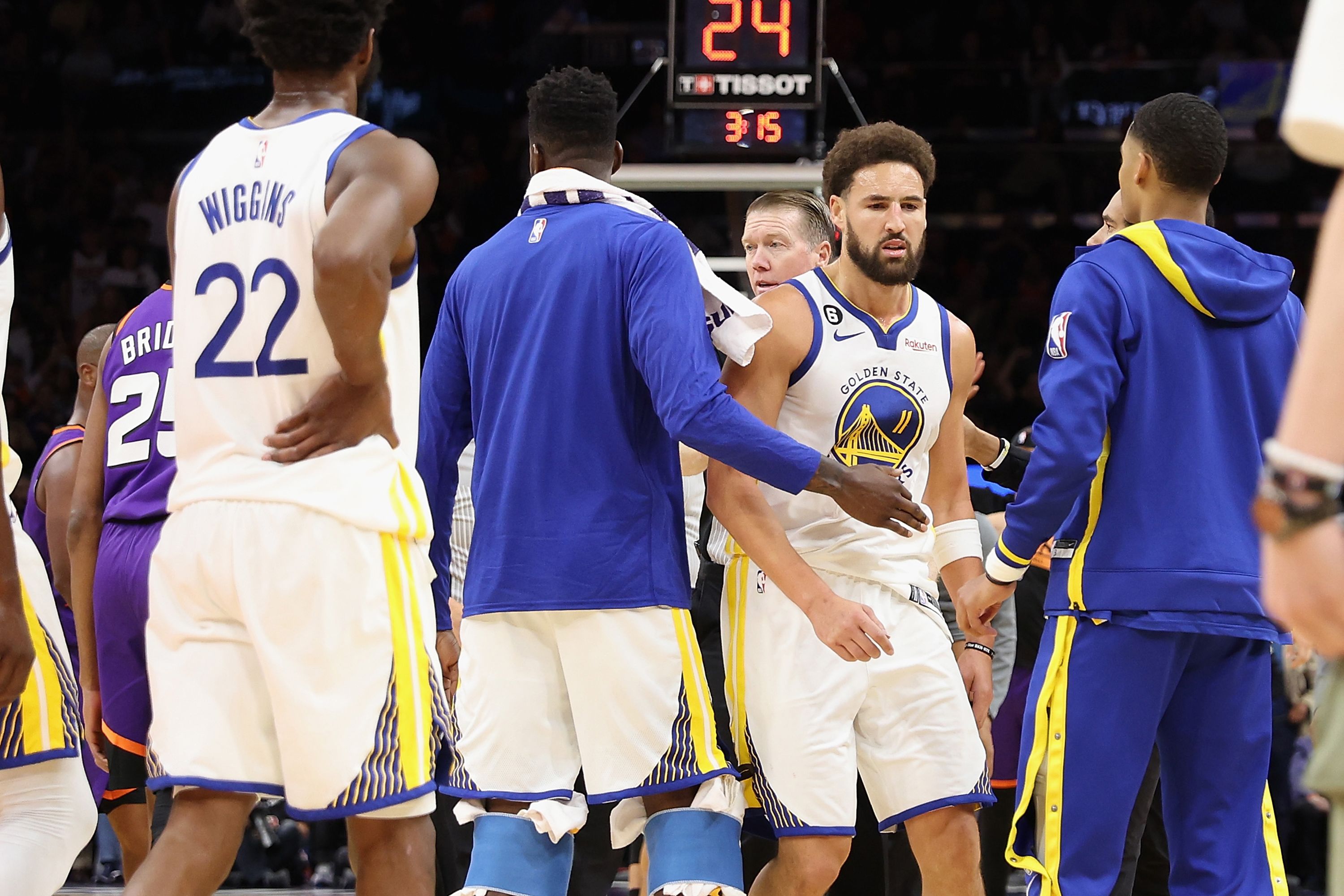 Golden State Warriors on X: Final 📊 Moses - 21p/2r/1s Trayce -  19p/5r/1a/1b/1s Stephen - 15p/1r/6a/1s Klay - 14p/4r/2a/1b Jonathan -  12p/3r/4a/1b Kevon - 7p/7r/1b Dario - 4p/3r/3a/1s Lester - 3p/1r/1a Brandin  