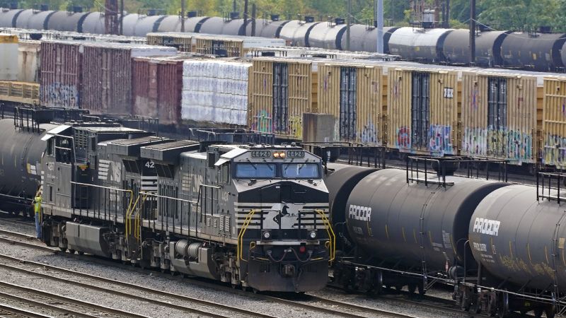 Labor Secretary: Congress may ‘take action’ to avoid rail strike | CNN Business